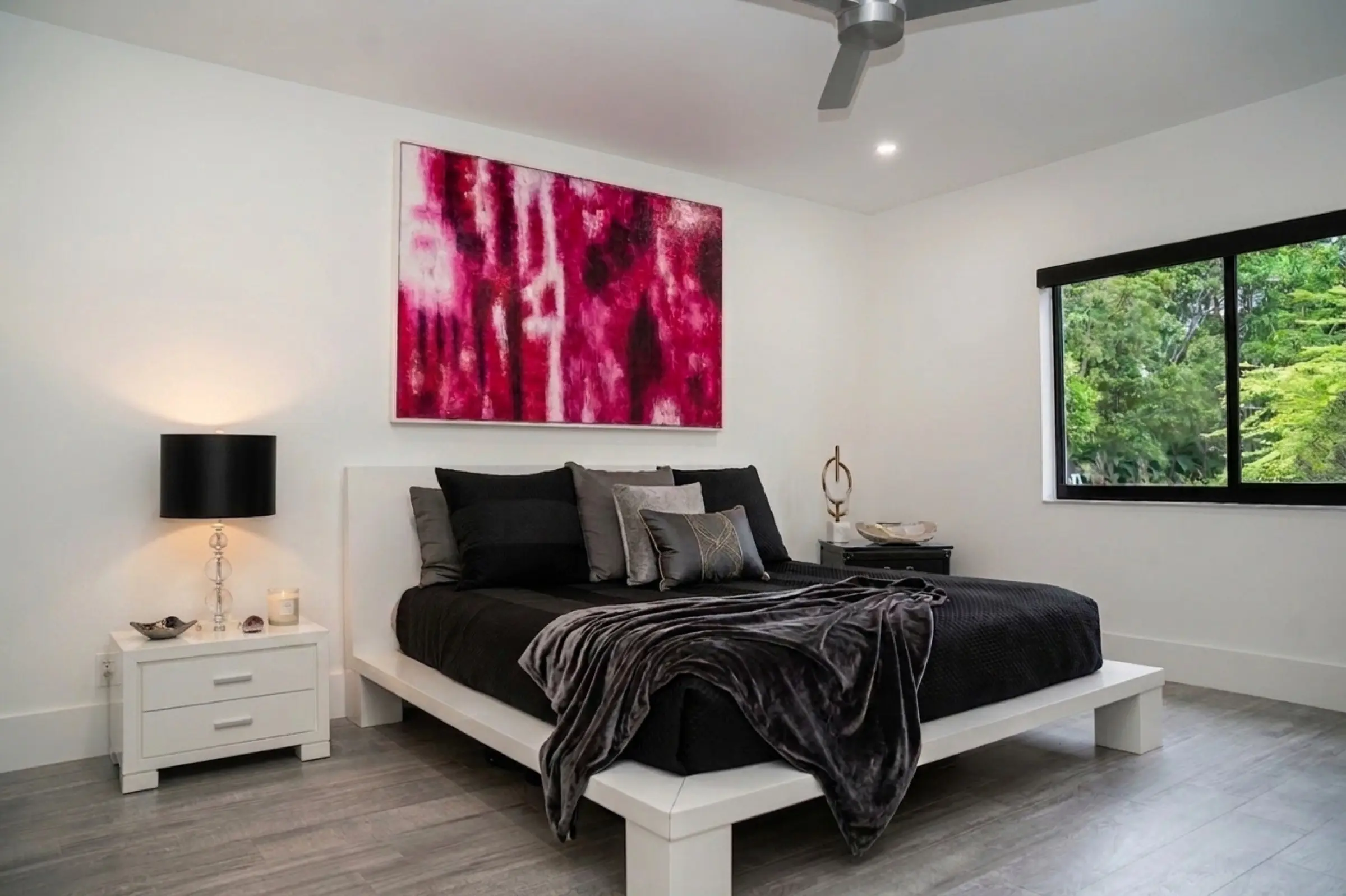 Guest suite with dedicated bath and garden views